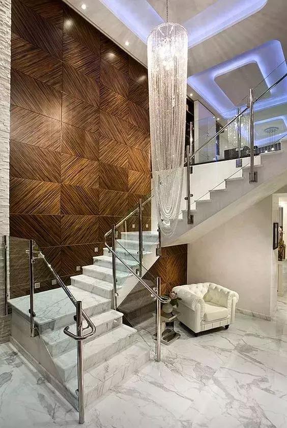 楼梯这样设计才惊艳,楼梯下空间怎么设计高级