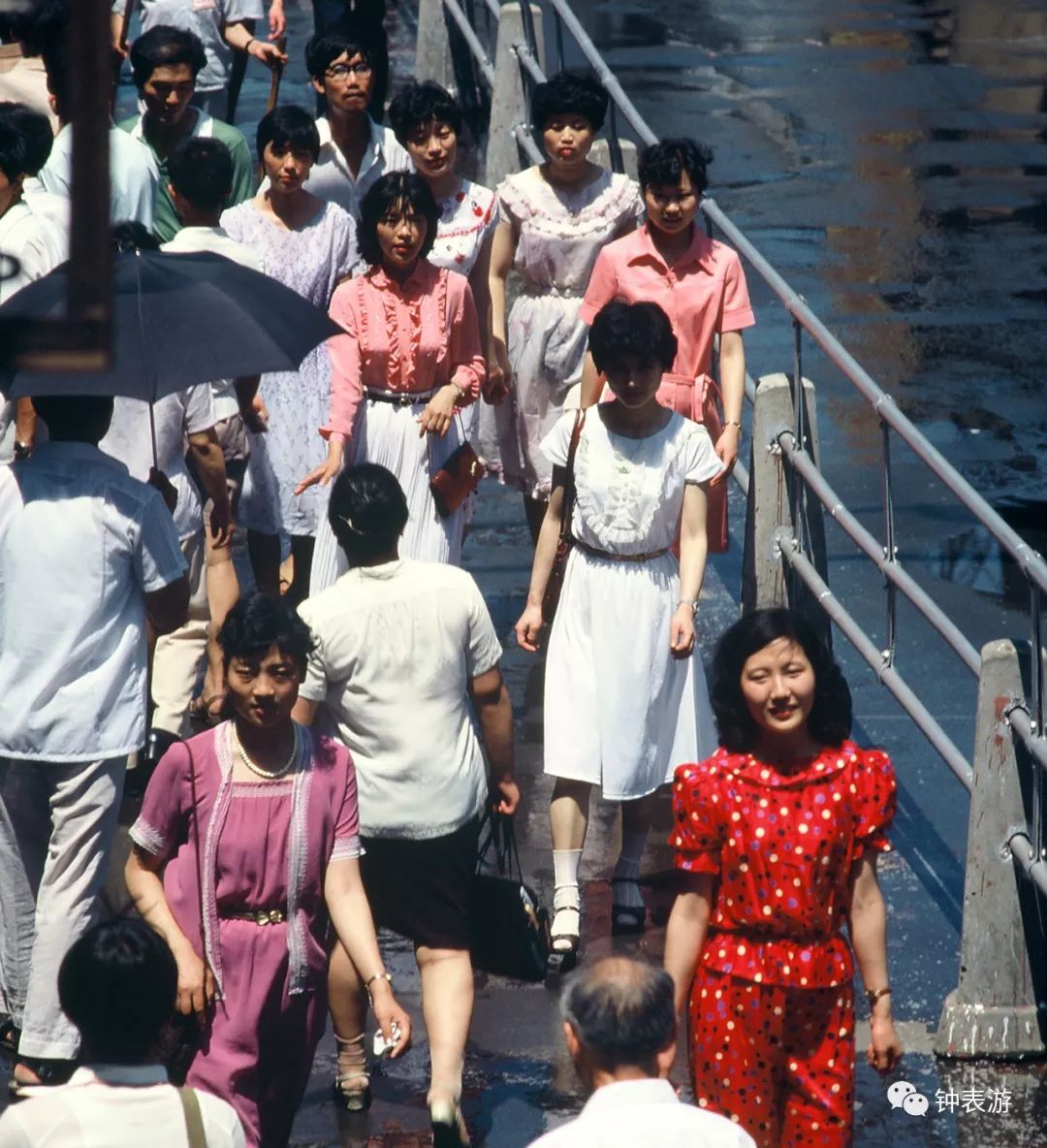 你手表真好看什么意思,你的手表真好看英语怎么说