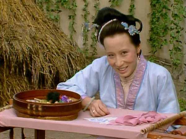 李纨为啥摸平儿的钥匙,李纨为平儿打抱不平原因