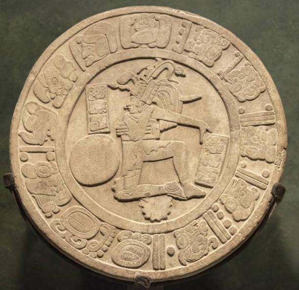 球场上的危险瞬间,球场风险