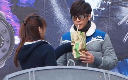 周扬青罗志祥个人简历,周扬青罗志祥财务分析