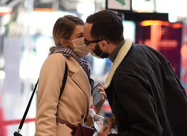 18万元机票瞬间售罄,18万元一张机票