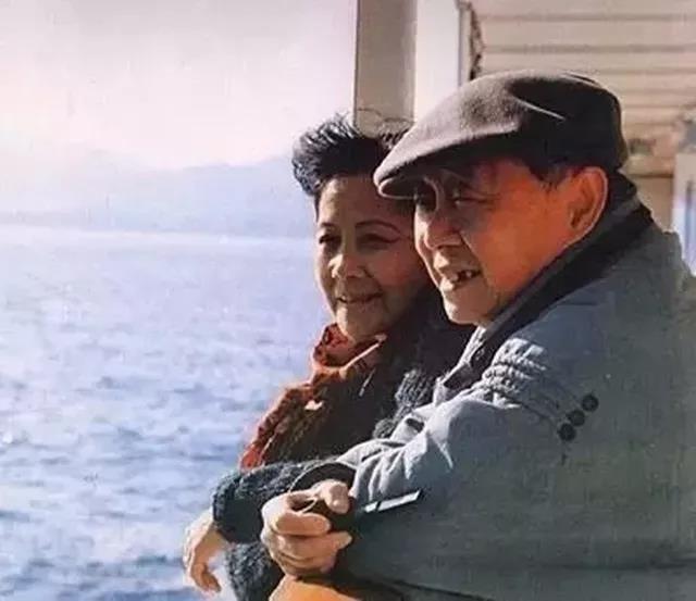 黄永玉画坛老顽童,黄永玉有趣的灵魂不会老