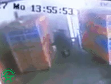 叉车操作事故……这不是意外，而是“自杀”