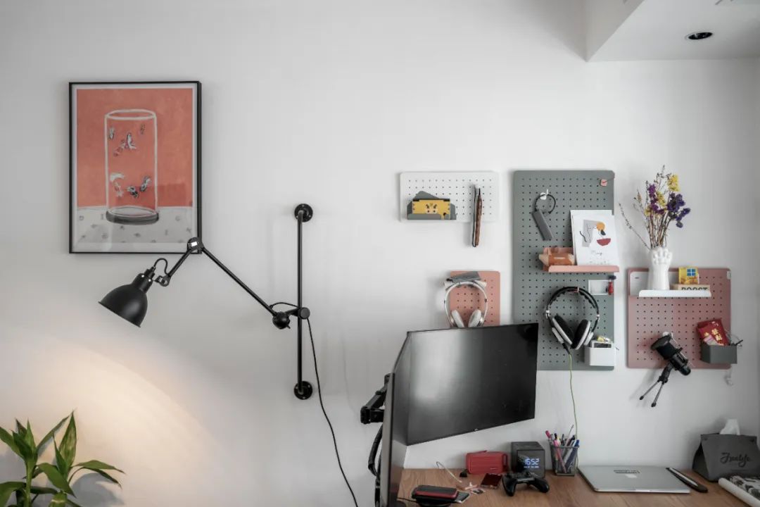 佛山女子与男友、男友妈弟住76㎡，养一猫还要工作室，装修绝了