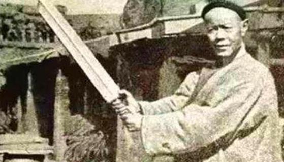 人贪四样一生白忙的意思,人贪三种一生白忙的意思