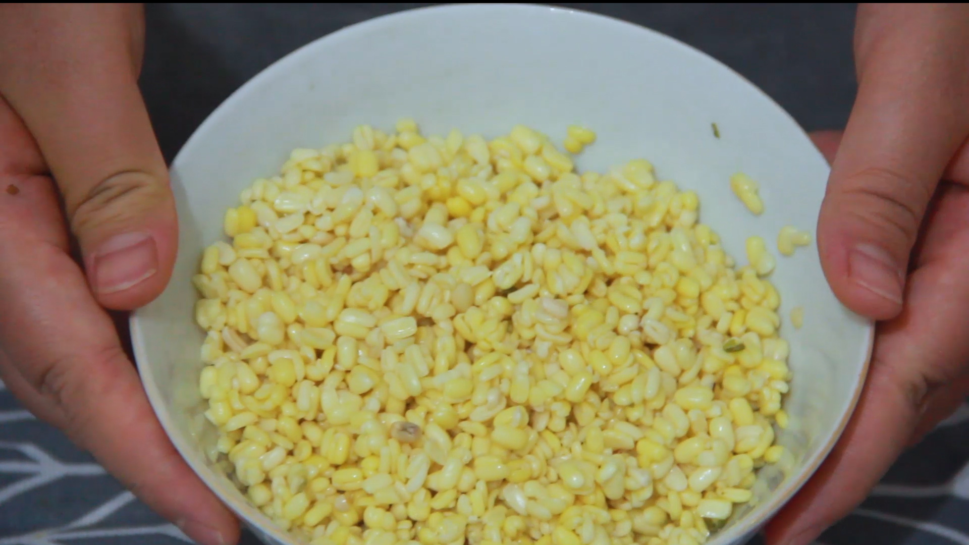 买绿豆饼怎么做好吃又简单,正宗绿豆饼做法及配方