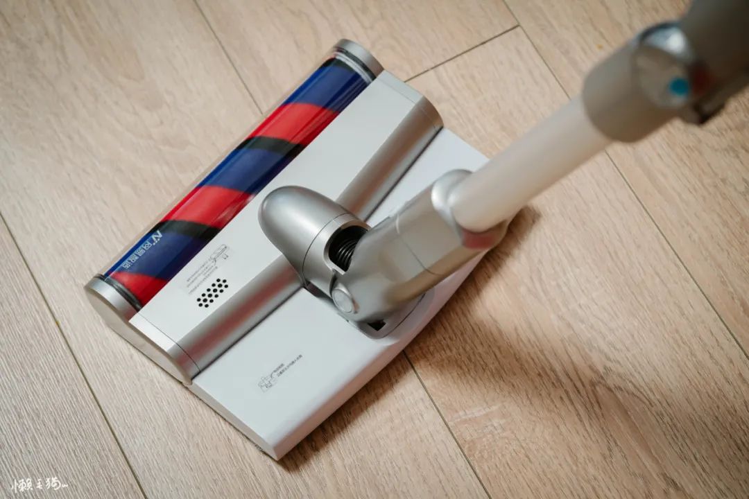 网易智造无线吸尘器t450,严选吸尘器测评