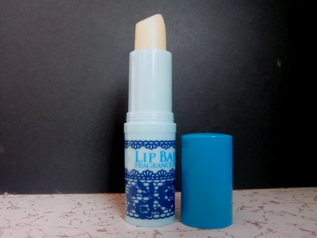 曼秀雷敦润唇膏测评薄荷味,曼秀雷敦柠檬味润唇膏测评