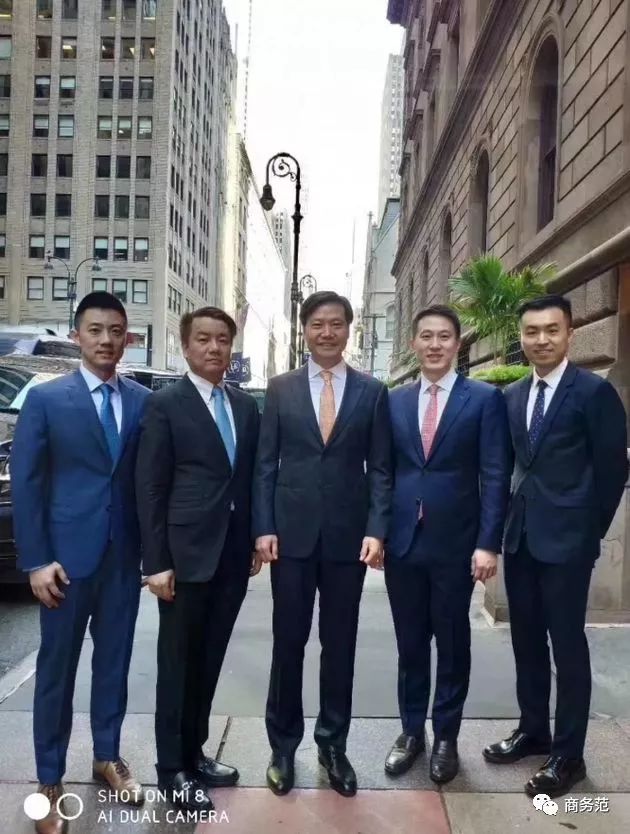 马云穿的什么牌子西装,马云穿的西装