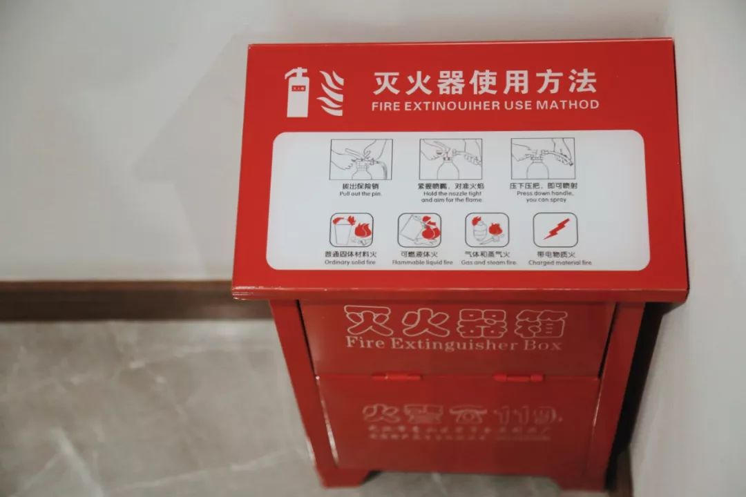 走，带你去看黄家湖畔的“蓝马甲”