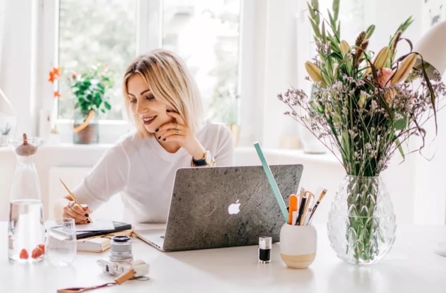 俄语区红人解码：玩转VK不是梦