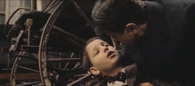 原片长10小时的电影剪成了4小时，但还是好长！看完了谈谈感想