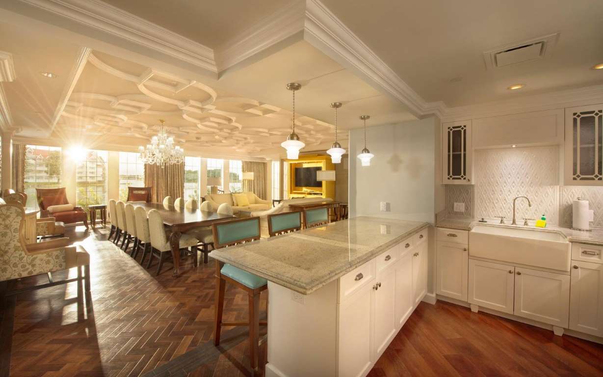 迪士尼附近有哪些五星级酒店,迪士尼特色酒店是什么样的