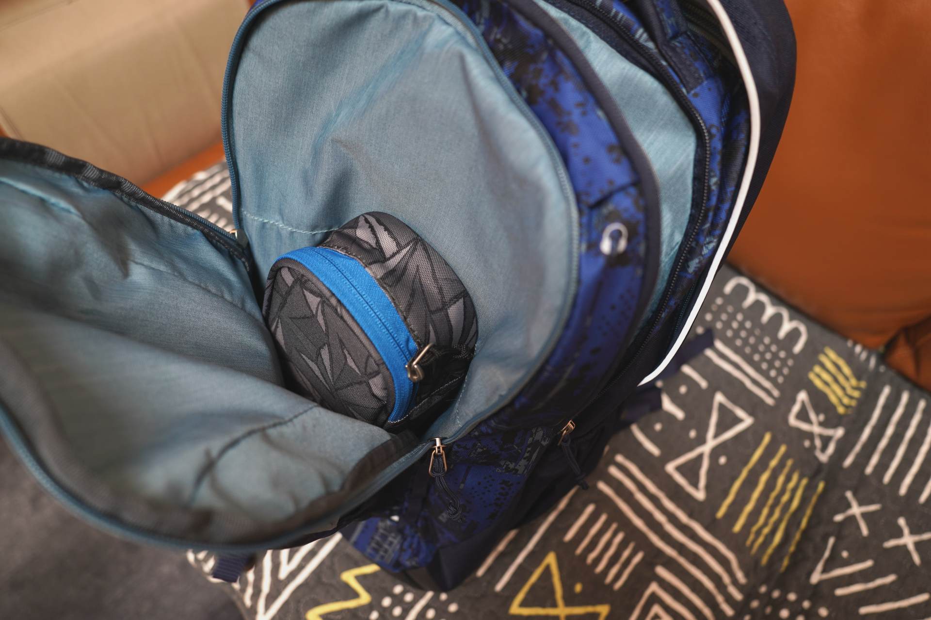 送给熊孩子的新年礼物，多特Deuter护脊儿童书包