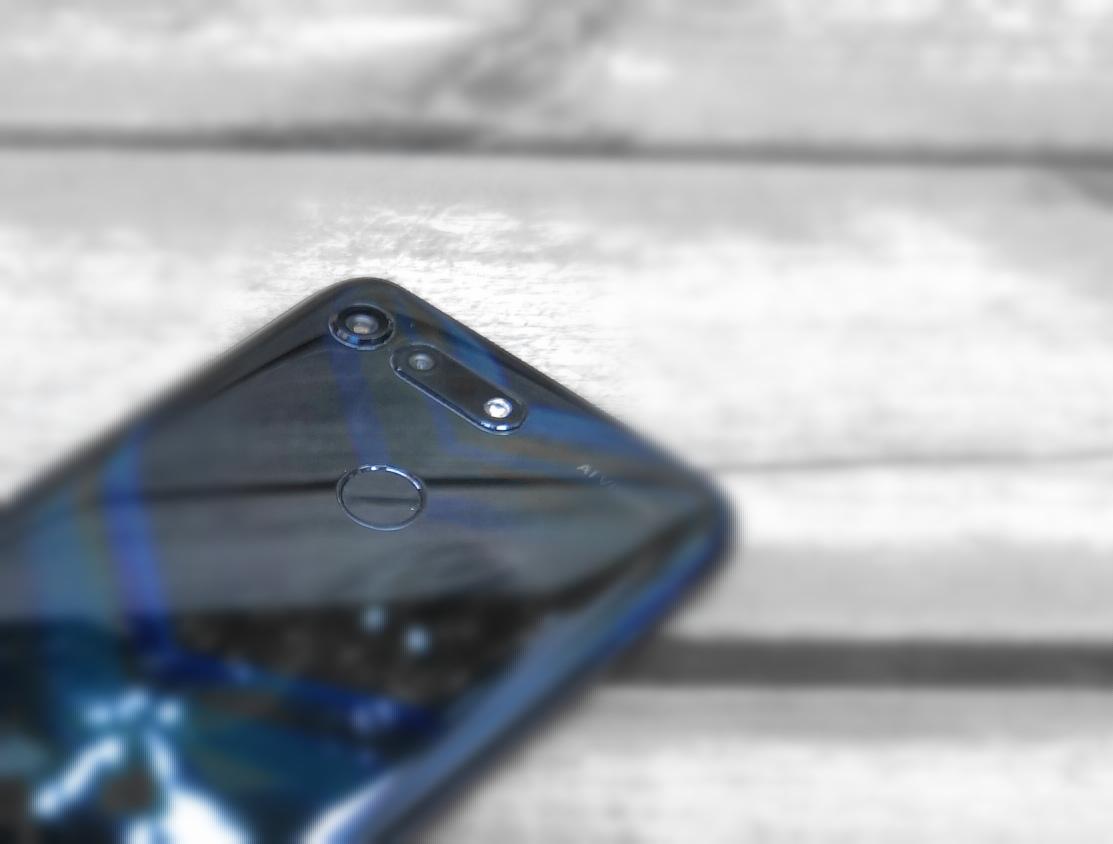 2999的荣耀v20值得购买吗,2999的荣耀v20对比华为mate20