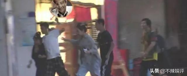 文章光头造型曝光,片场发飙向路人怒摔手机,网评:架子大?