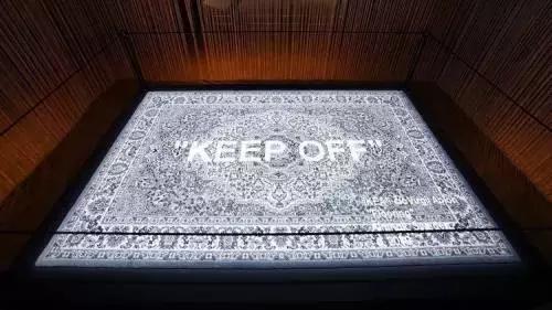 颜值不够衣品来凑高级感穿搭,颜值不够道具来凑墨镜style