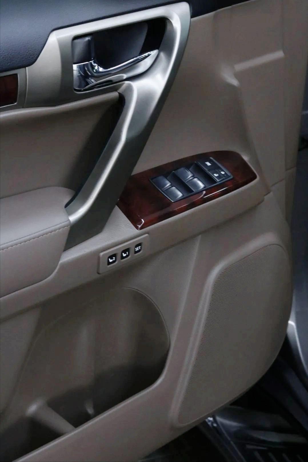 怪兽修车翻新奥迪q7,怪兽修车翻新视频