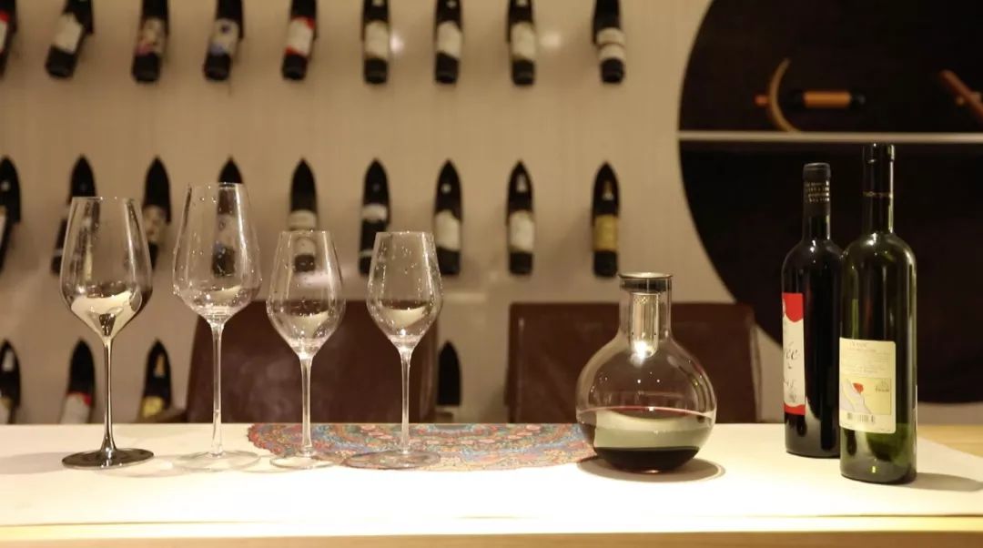 北京比较好的酒吧有哪些,北京最奢侈的顶级酒吧