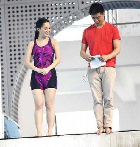 脸很美身材却减分的8位女星,只能看脸不能看身材