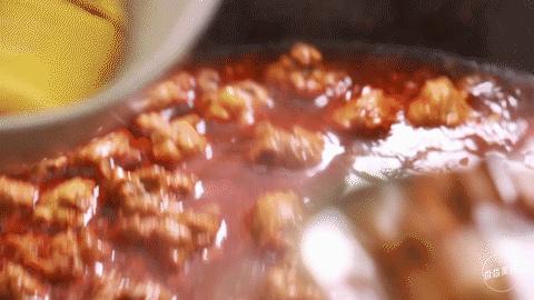 一条街上好几家面馆还能开吗,一条街上开一样的店叫做什么