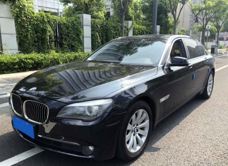 10万买新车好还是2手车好,10万买2手车还是新车