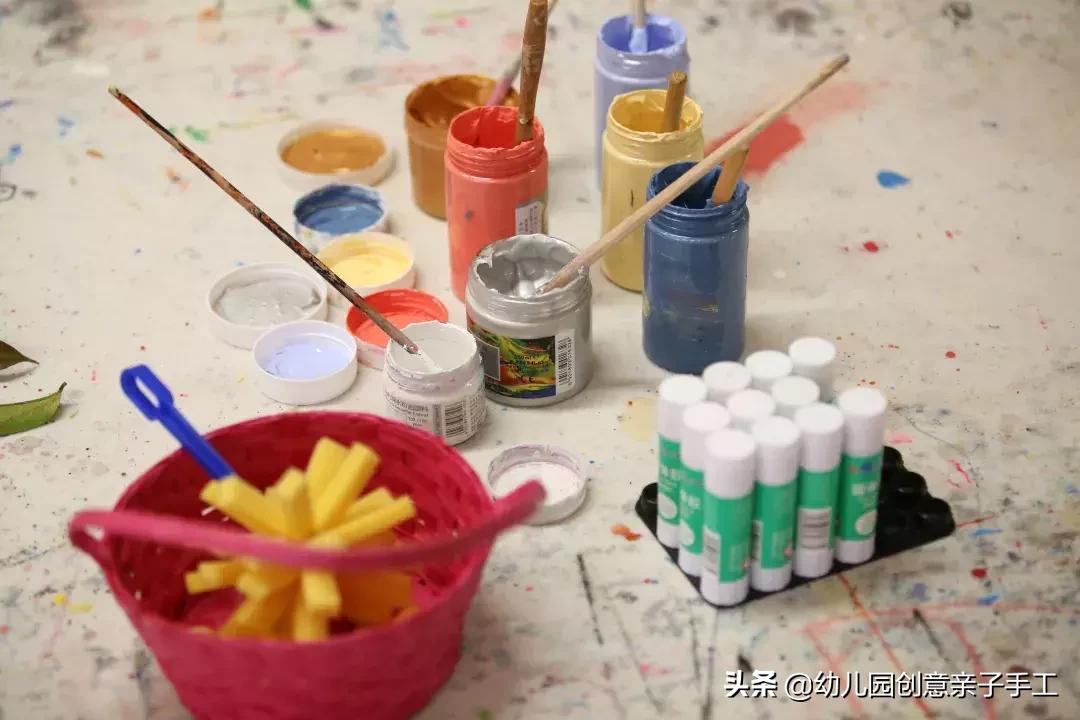 小班美工塑料袋拓印画教案,植物拓印创意教程视频