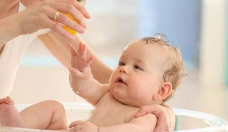 宝宝睡觉黑白颠倒多久能调整过来,宝宝睡眠颠倒