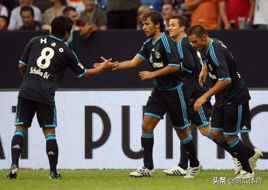 留洋中国小球员,中国足球留洋德甲第一人