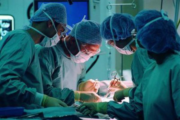 医生把病人筋弄断了怎么办,病人断掉的筋是怎么接起来的