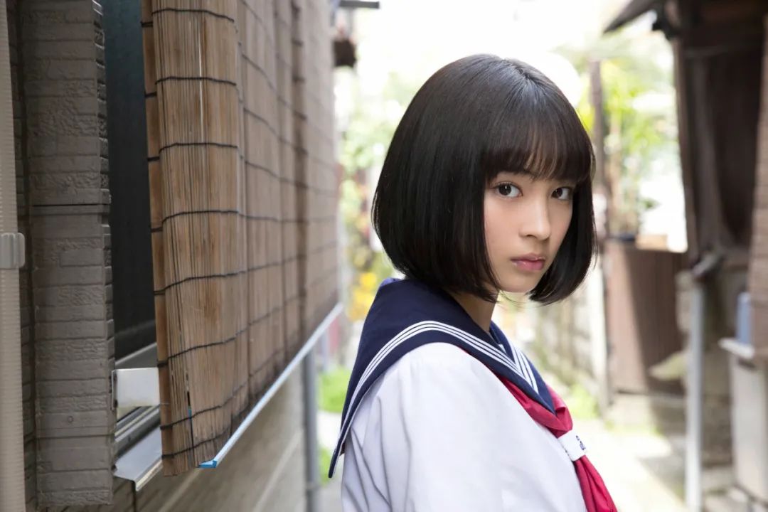 日本最美女人石原里美,广濑丝丝和石原里美