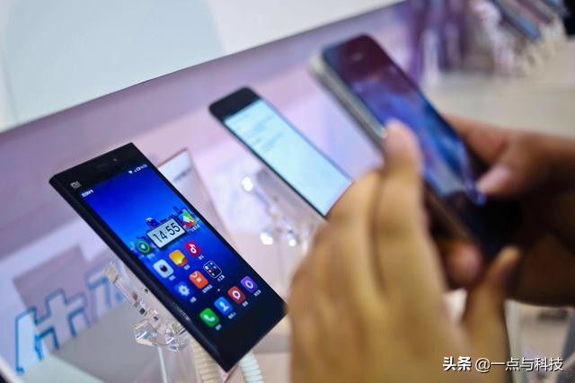 智能手机工作原理与维修,手机的构成以及运行原理