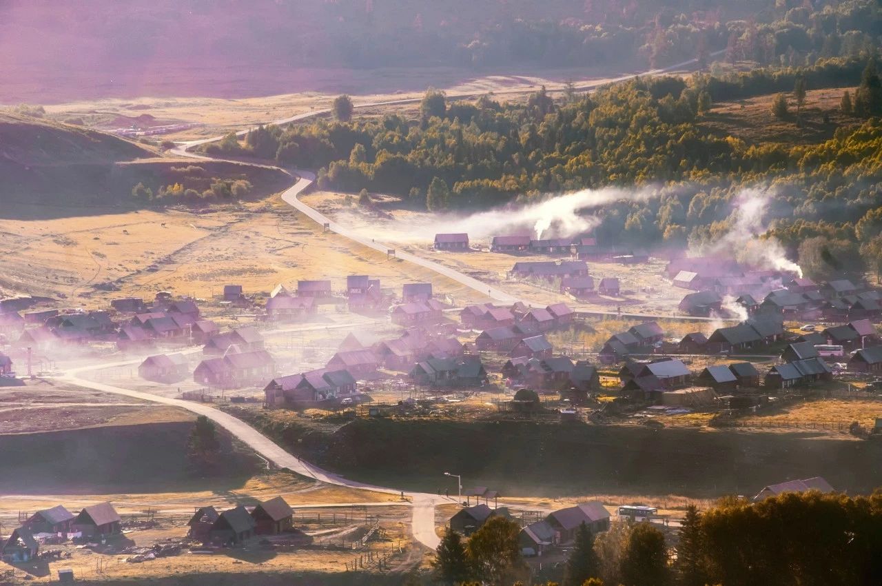 你永远不会体会到*疆新**公路的风情万种，除非你亲自自驾到那里！