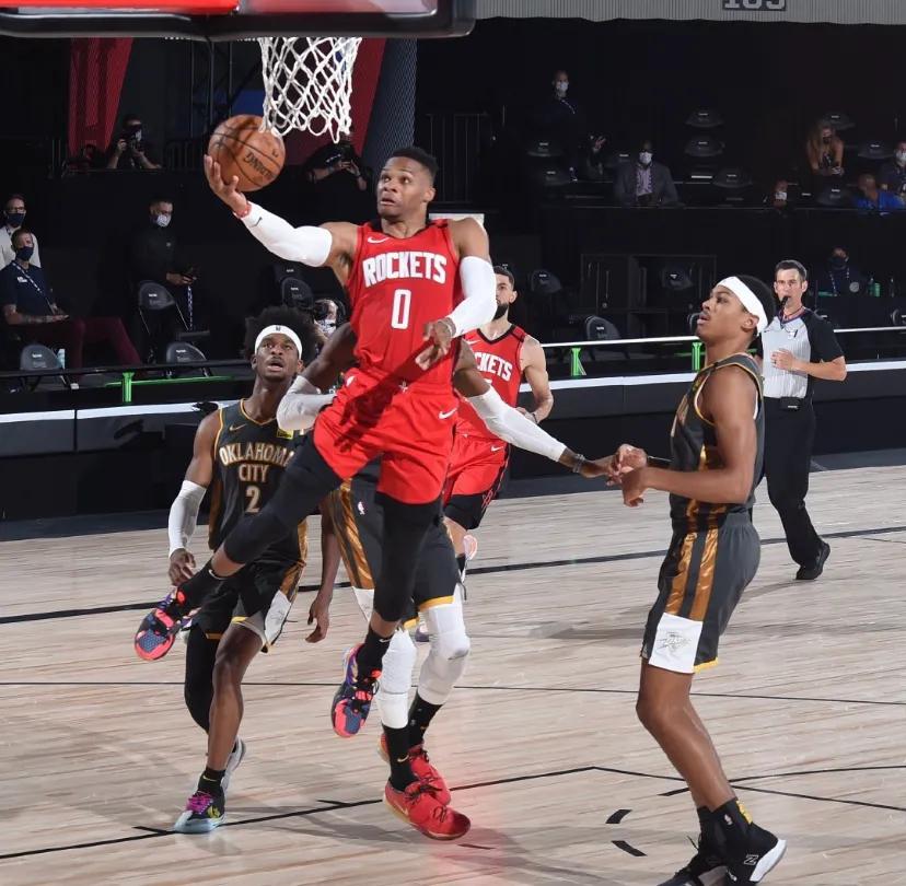 身在曹营心在汉谁说的,身在曹营心在汉弃暗投明