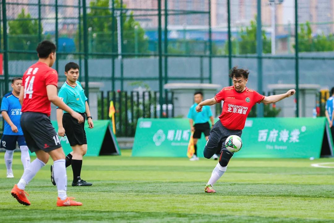 踢球的第7年想放弃了,绿茵场上挥洒汗水享受足球的快乐