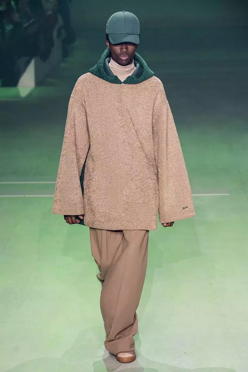 polo老气四招穿出精英范,polo衫是不是老气