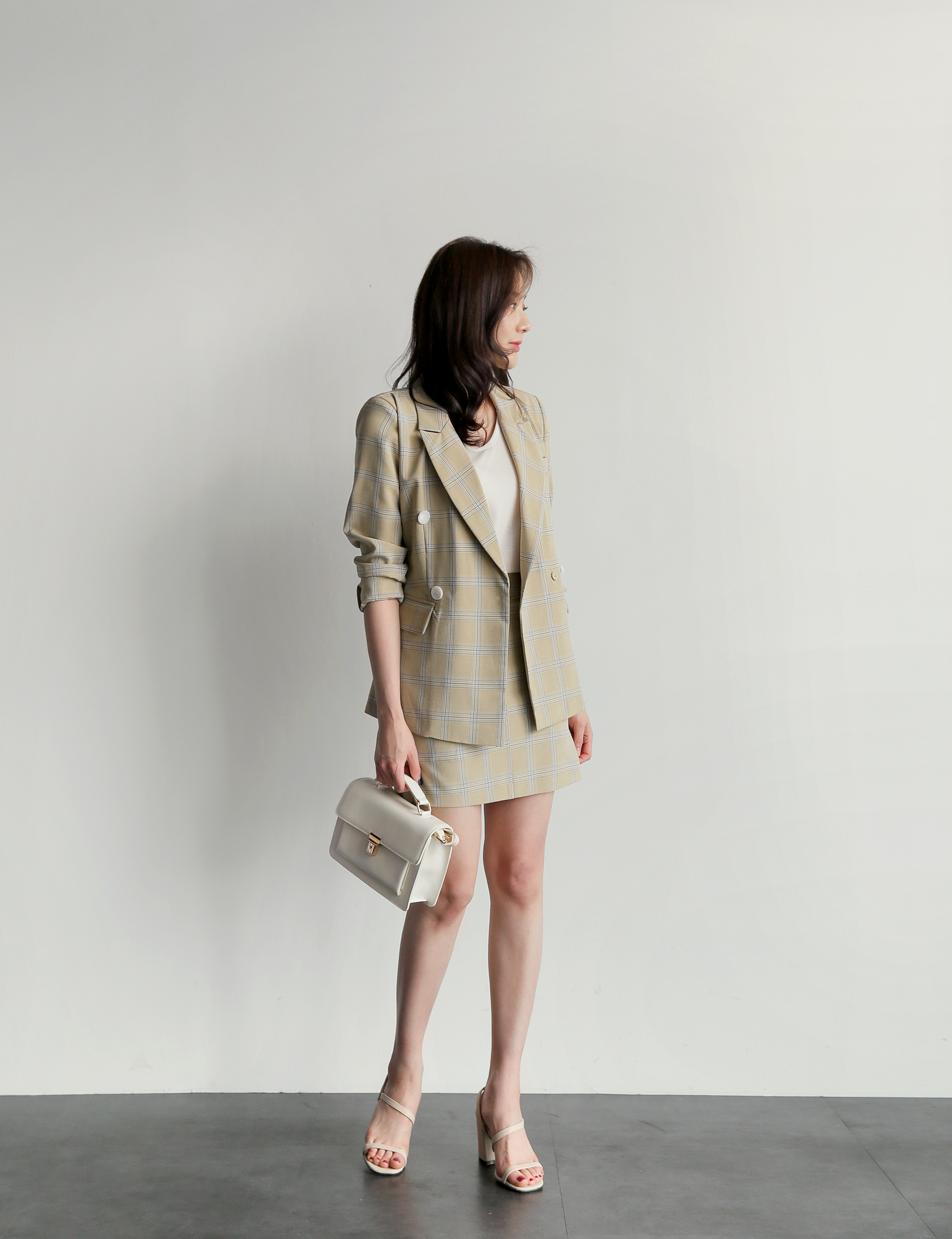 工作装怎么搭才好看,上班衣服穿搭简单大气