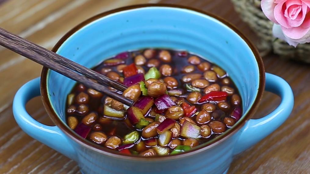 老醋泡花生米的做法大厨教你做,醋泡花生米的最简单的做法