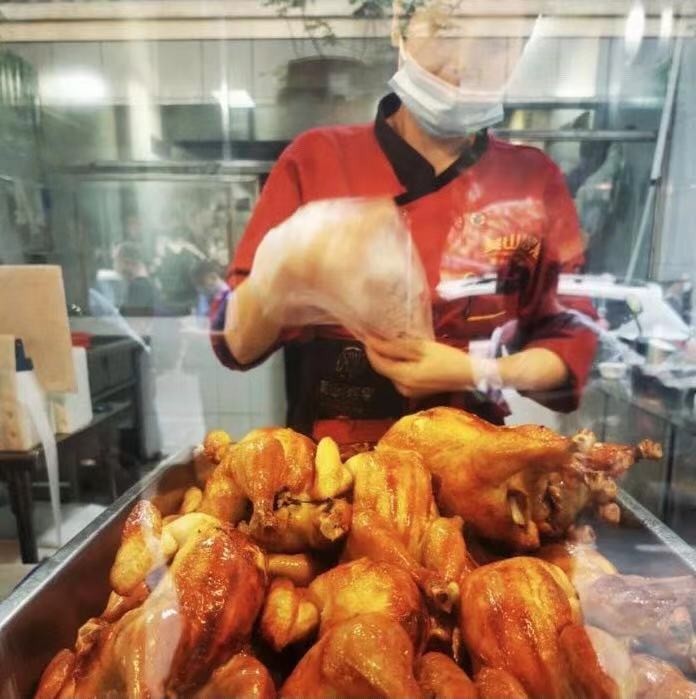 杭州不亚于吴山烤鸡的烤鸡店,杭州有名气的烤鸡店