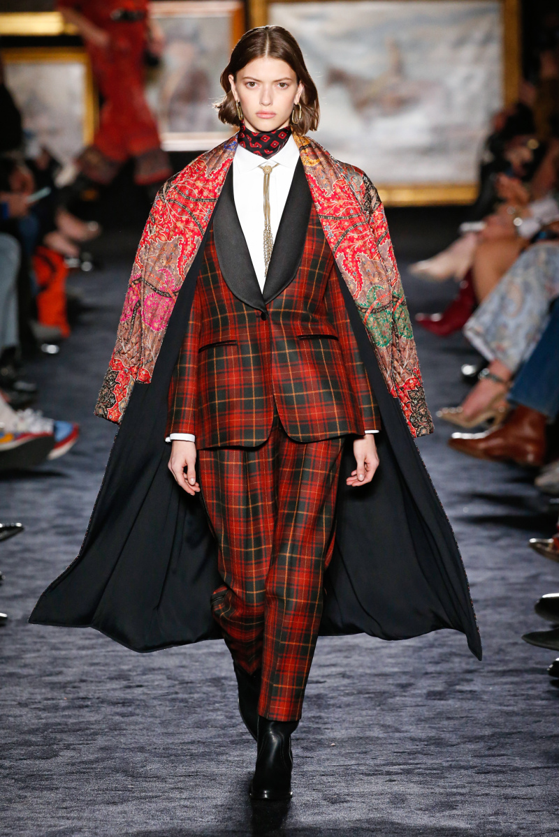 etro刺绣款,etro佩斯利花纹包