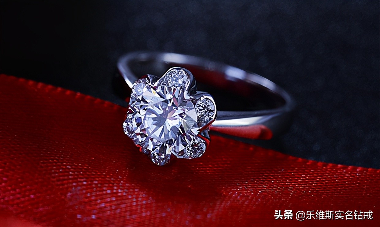 pt950铂金戒指婚戒,铂金戒指寓意