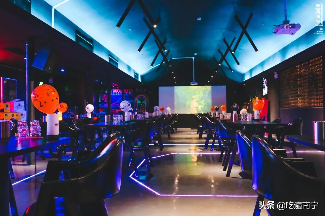 今晚约？世界冠军在广艺对面开HIPPOP酒吧！超SWAG