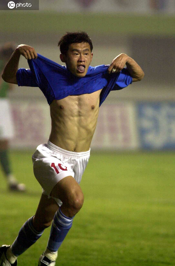 中国球员并非全是白斩鸡魔鬼筋肉人中超也有C罗式身材