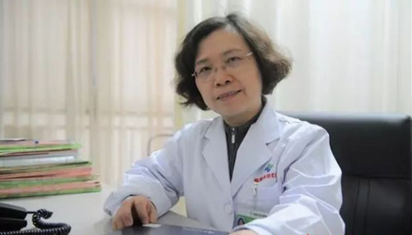 产科专家讲解临产前注意事项,产科专家叮嘱产后恢复做到9点