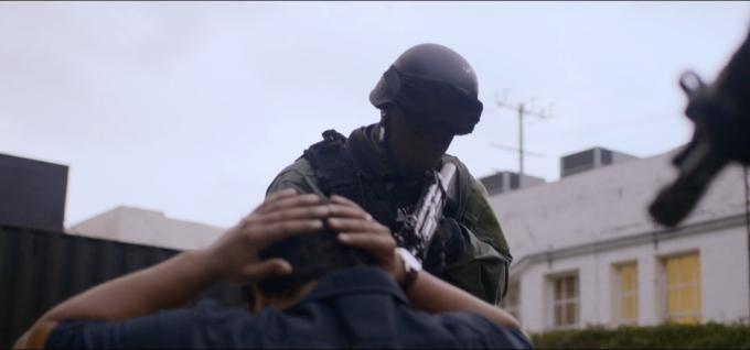 扒光他们的「黑历史」，网飞再次突破尺度