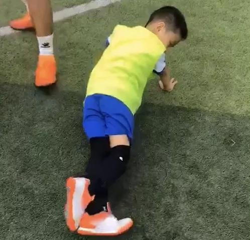 娃上兴趣班,孩子上个兴趣班