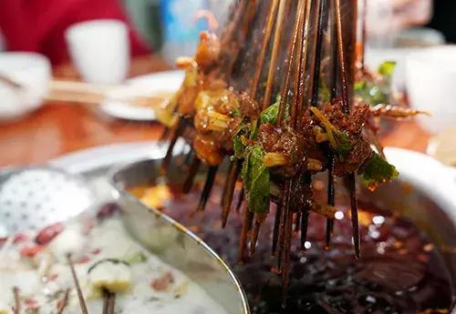 一座让人迷恋的城市,旅游人眼中的乐山