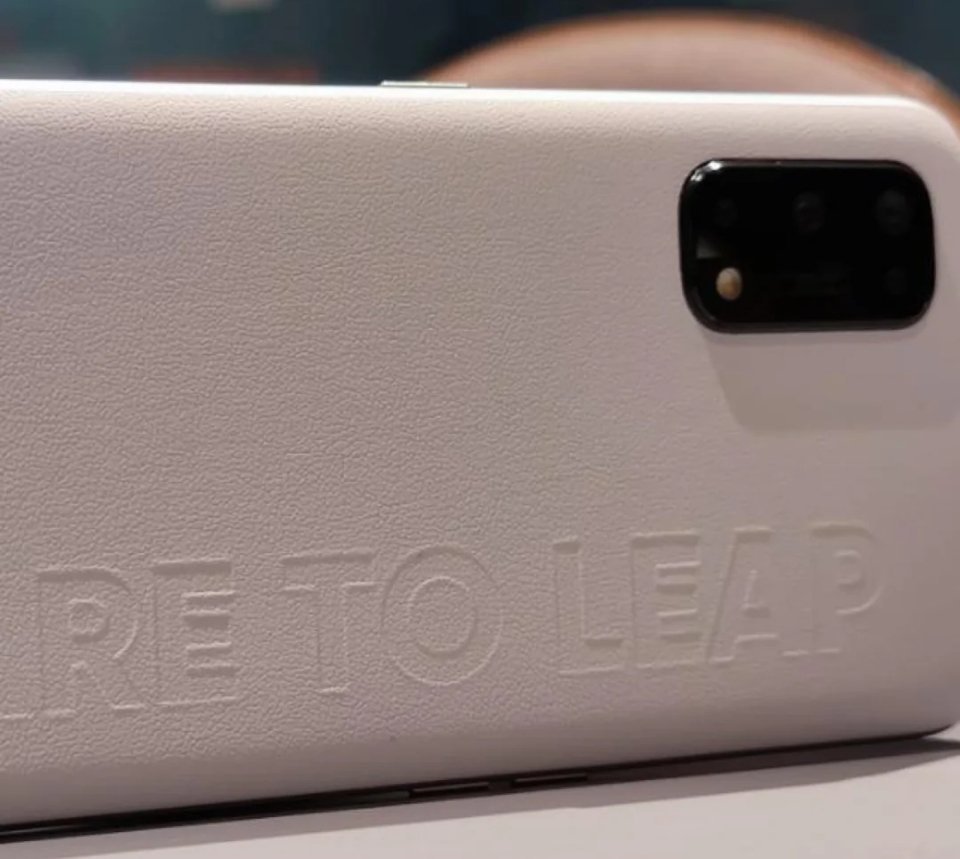 花1万4千买了个5.5g手机,realmeq2pro值不值得入手