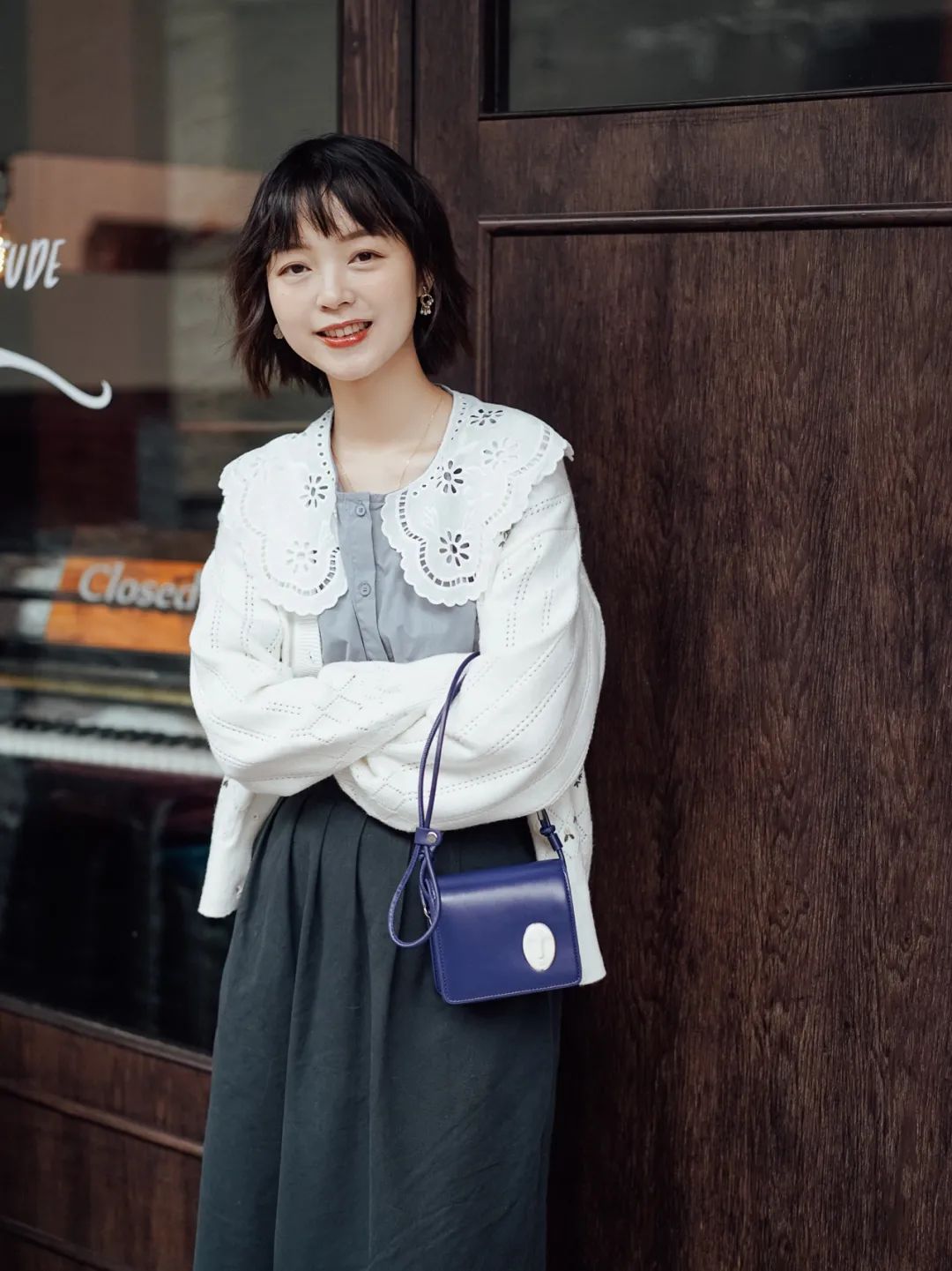 小个子五官立体要怎么搭配才好看,五官平平无奇的长相却很好看